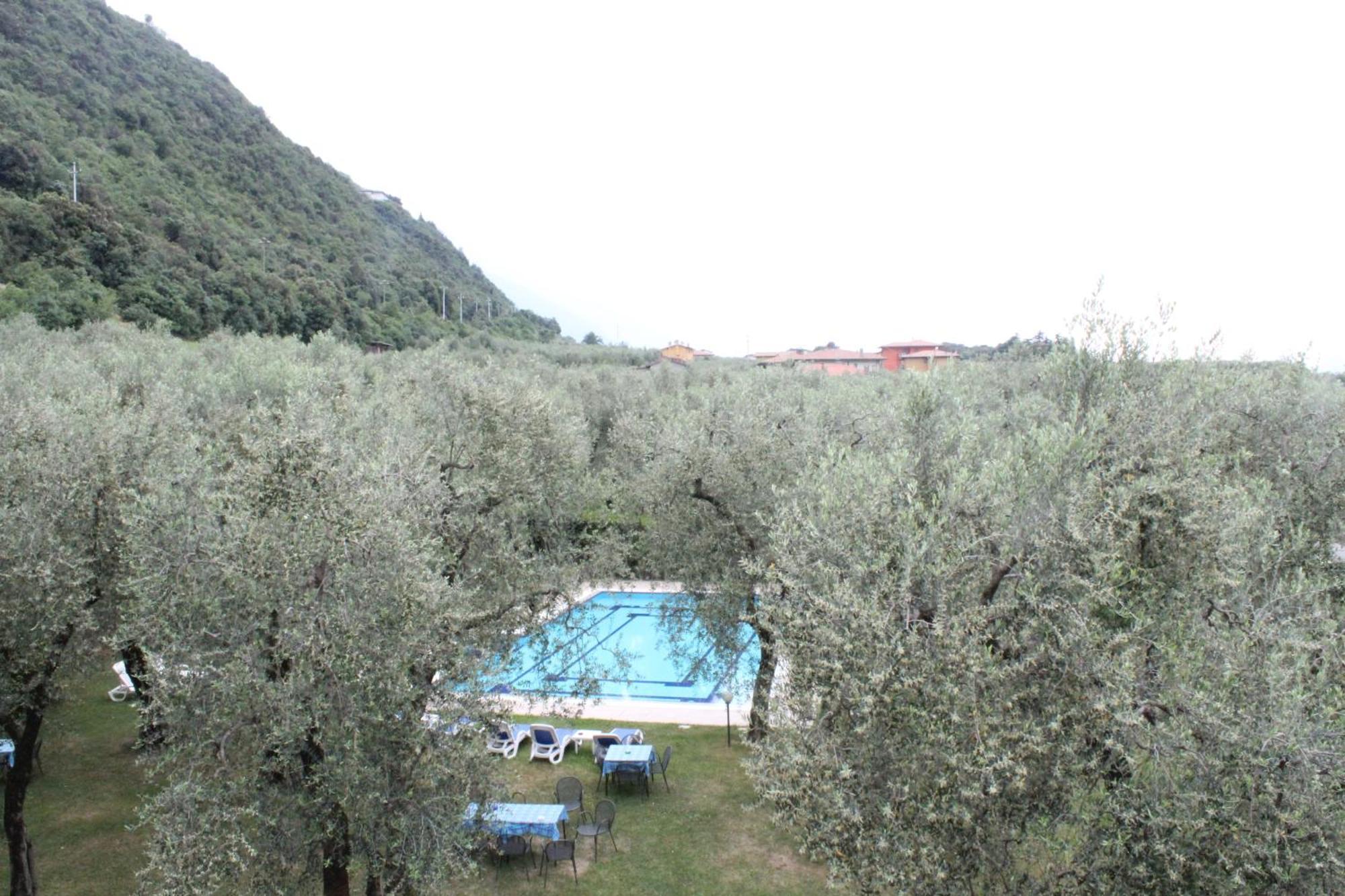 Отель Garni Casa Rabagno Мальчезине Экстерьер фото